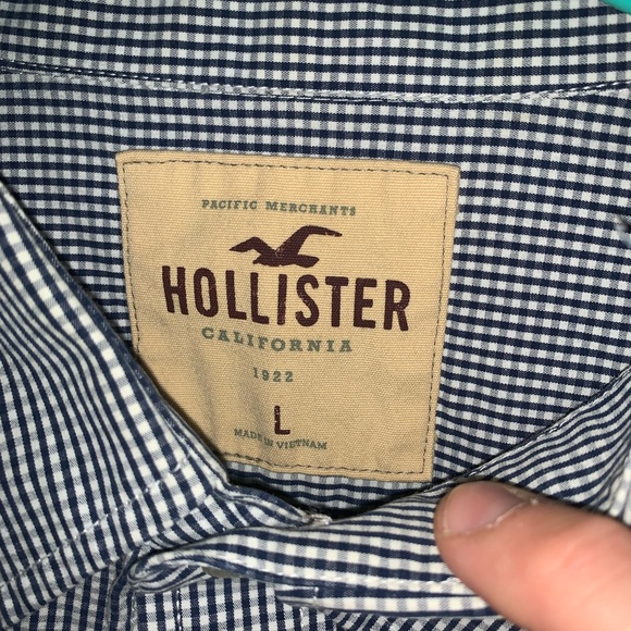 Hollister men’s large button up - Picture 2 of 3